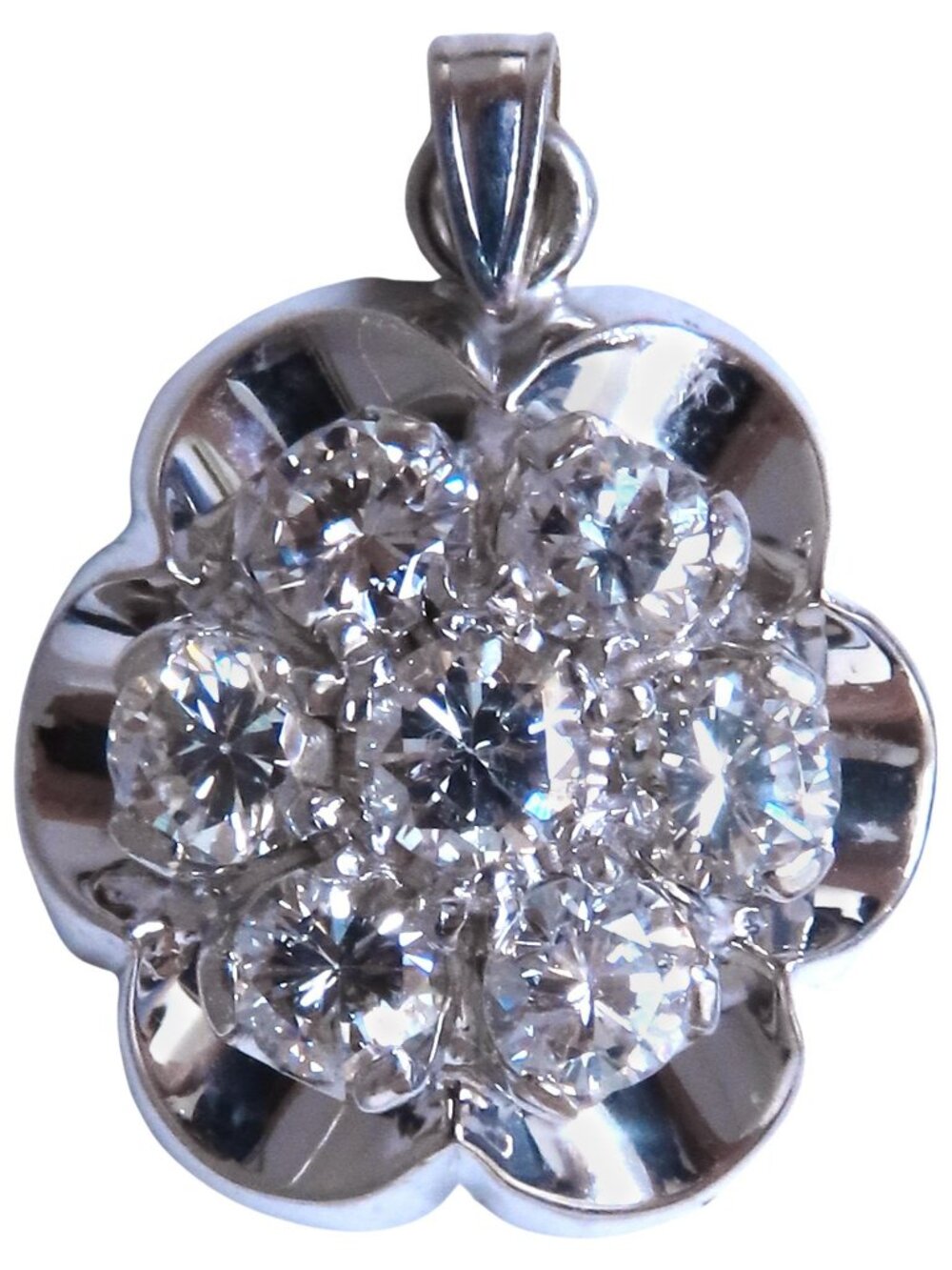 2.50ct Natural Diamonds Cluster pendant G/Si 14kt gold*